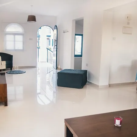 Villa Ayios Therissos Holiday Upper Floor House 33